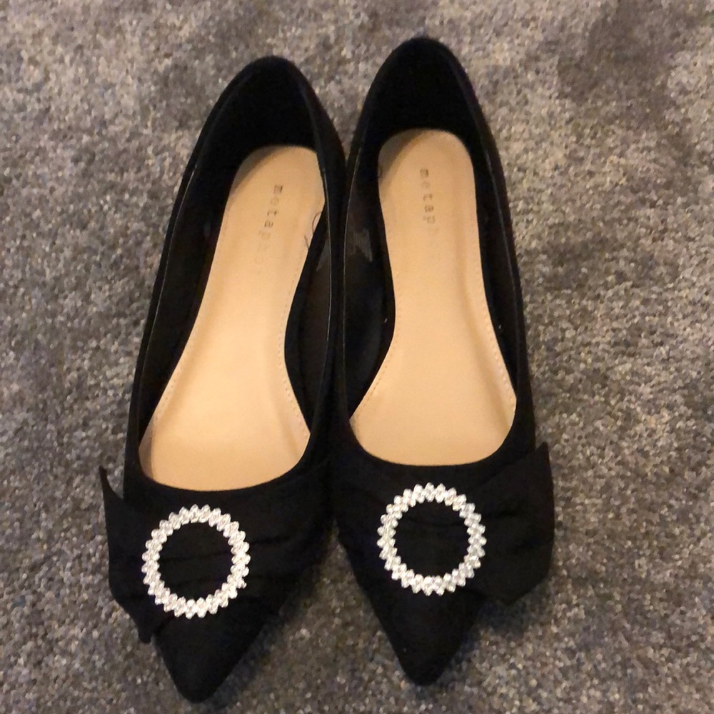 Metaphor shoes